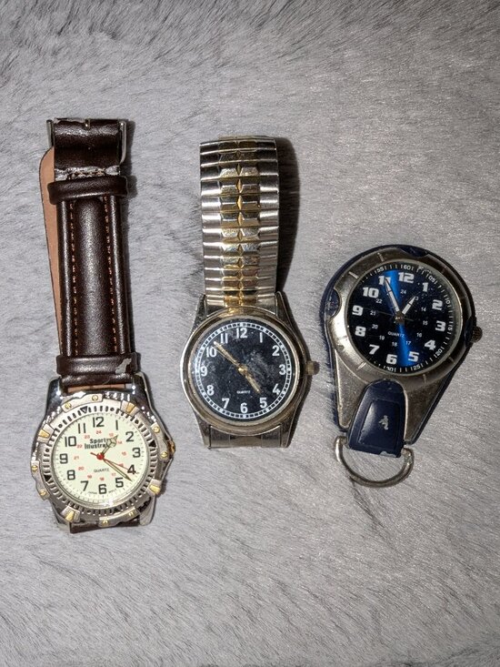 Accessories - Lot of 3 Watches AS IS SALE - UNTESTED 7667